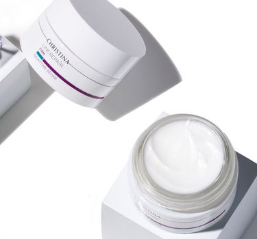 קרם לילה לתיקון ולשיפור מראה הקמטים פירם