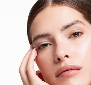 פילינג להסרת תאי העור המתים מסדרת גלואו