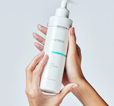 חלב פנים לניקוי עור עדין אנסטרס