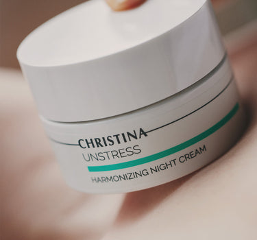 קרם לילה מאזן לפנים אנסטרס