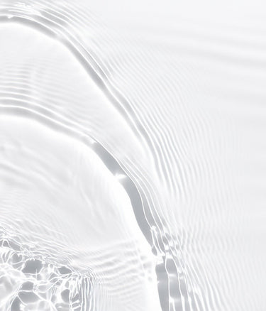 מי פנים מאזנים לכל סוגי העור פוראבר יאנג - כריסטינה ישראל